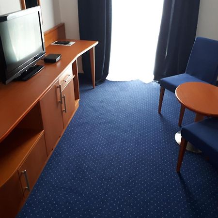 Maribor Inn Hotel Εξωτερικό φωτογραφία