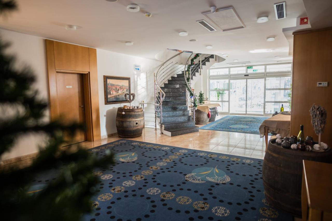 Maribor Inn Hotel Εξωτερικό φωτογραφία